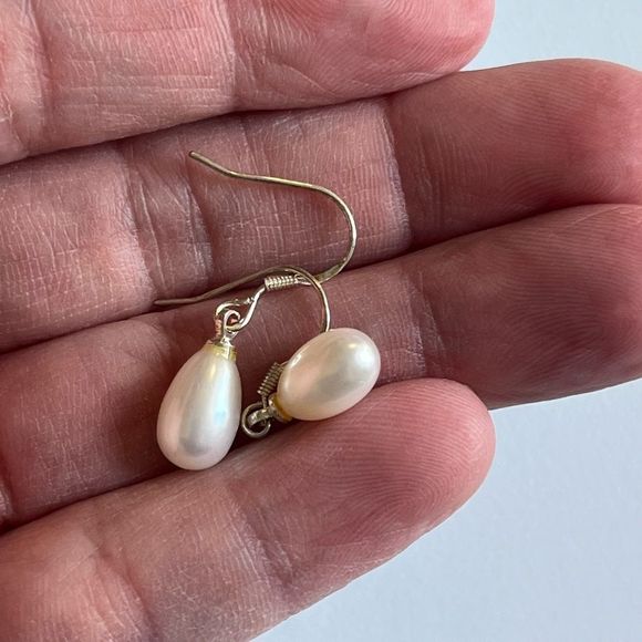 Pacific Pearls Freshwater Pearl Sterling Silver Dangle White Delicate Classic - Picture 5 of 6